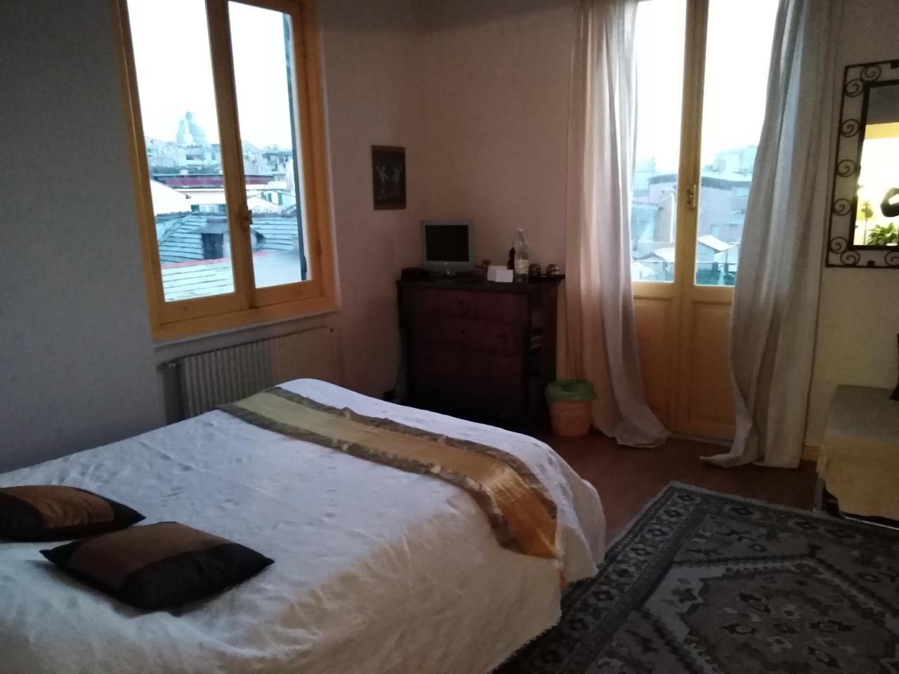 Bed And Breakfast " La Terrazza" Genua Buitenkant foto